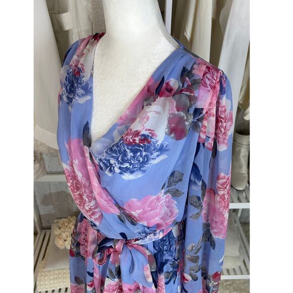 Express Women's Size M Light Blue Floral Back Zip Tie Waist Romper #0495 - Picture 2 of 16